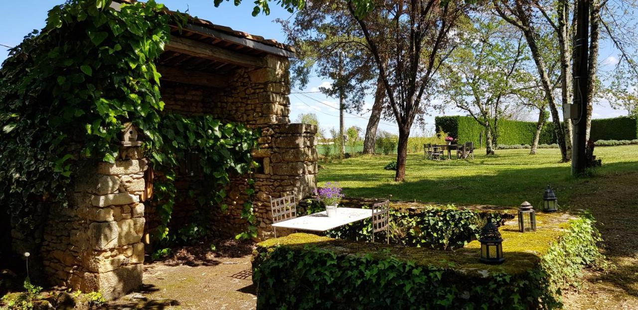 Le Clos-Lascazes maison d'Hôtes Le Buisson-de-Cadouin Exterior foto